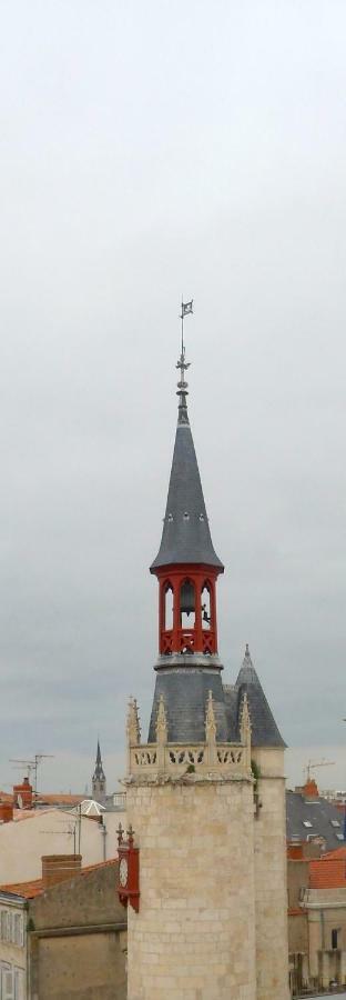 Hotel De Ville 3 Et Parking La Rochelle  Eksteriør billede