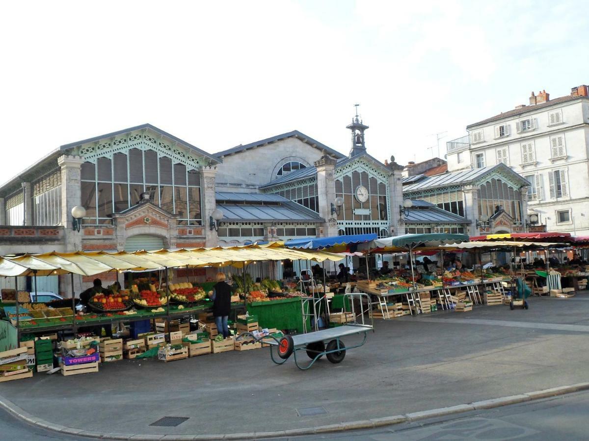 Hotel De Ville 3 Et Parking La Rochelle  Eksteriør billede